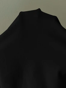 Aloruh 女款純色百搭抓皺背心，街頭度假風 - 黑色 - 查看 8