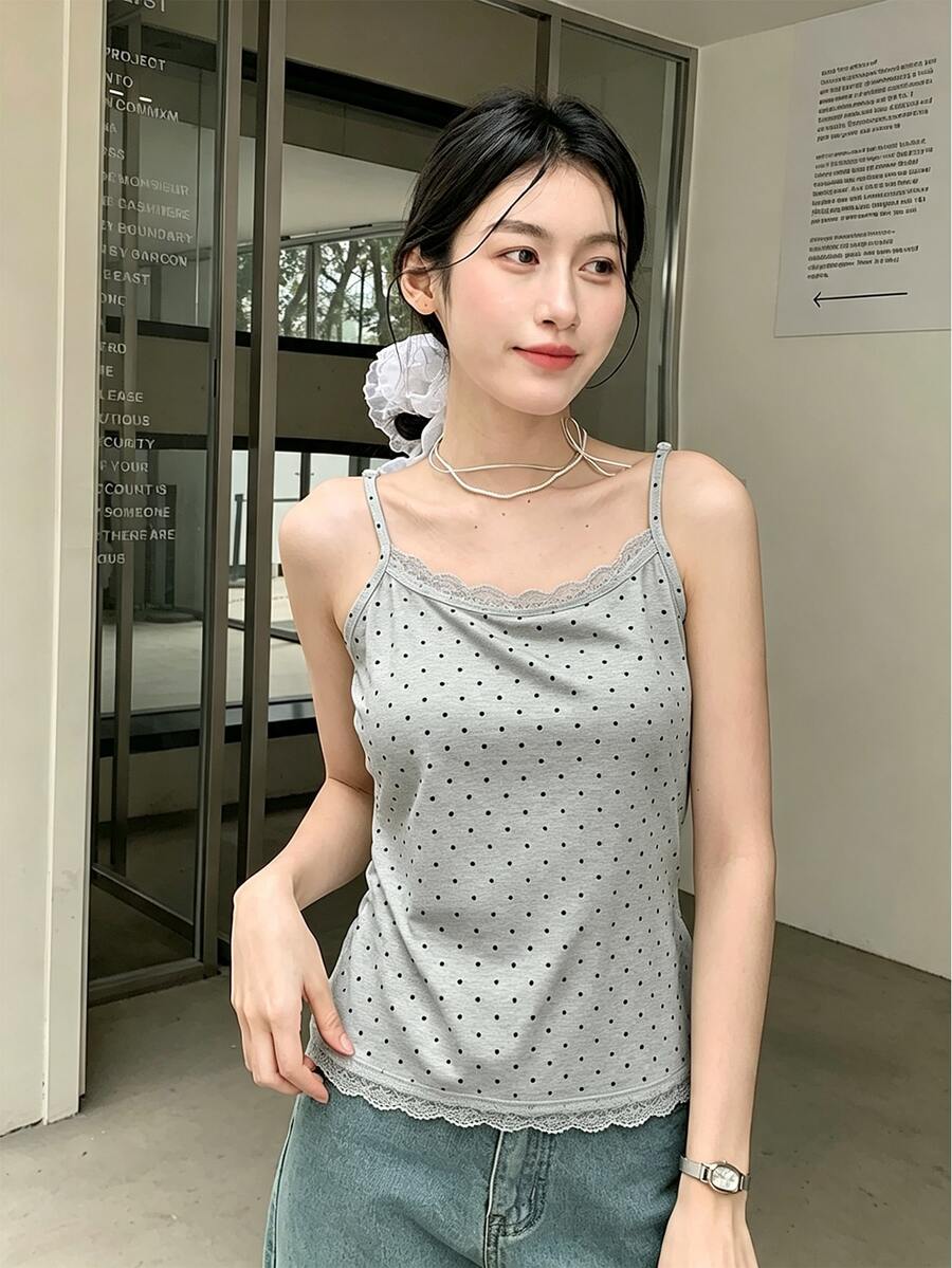 K-Vae 女款白色波點蕾絲飾邊細肩帶背心上衣,甜美可愛修身夏季上衣,柔軟針織,韓系休閒百搭,街頭風,必備內搭 - 灰色 - 查看 1