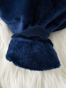 SHEIN 2pcs Newborn Baby Sweatshirt Pants Cute Navy White Bear Face Striped Fuzzy Patchwork Long Sleeve Round Neck Thick Outdoor Fall Jogging Cozy Two-Piece - Navy Blue - View 7