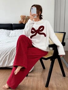 Napfluff Bow Pattern Flannel PJ Set - Red and White - View 1