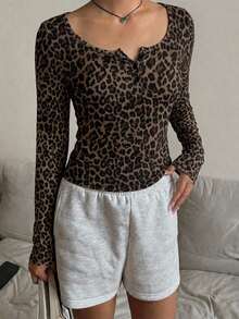 CovetEZ Leopard Print Half Button Tee - Multicolor - View 6