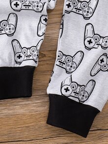 SHEIN 小男孩字母圖案對比滾邊睡衣套裝 - 彩色 - 查看 8