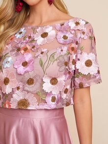Amorya 刺繡花卉透視網紗短版上衣與喇叭裙套裝 - 粉色 - 查看 6