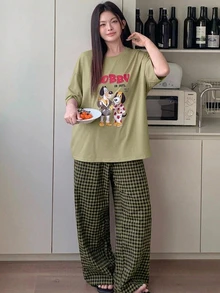 Dazy Plus 可愛卡通印花寬鬆短袖上衣與格紋長褲女款大尺碼居家休閒服 春夏睡衣套裝 - 薄荷綠 - 查看 2
