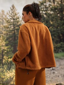 Exploreva Women's Winter Comfortable Zipper Pocket Long Sleeve Outdoor Fleece Jacket - Brown - View 2