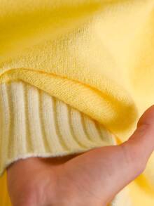 CosyJoli Plus Size Starfish Patched Colorblock Drop Shoulder Oversize Sweater - Yellow - View 7