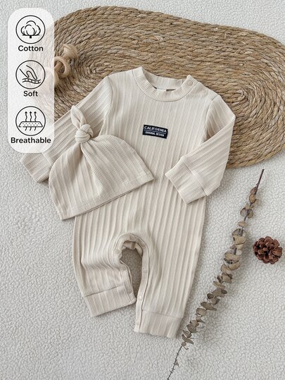 SHEIN 1 pieza Mono de bebé recién nacido unisex de tela suave de punto acanalado color albaricoque, manga larga y pantalones largos, estilo coreano minimalista casual, color caqui claro, con entrepierna abierta, traje de gateo con gorro, adecuado para salidas diarias en primavera y otoño o uso versátil en interiores