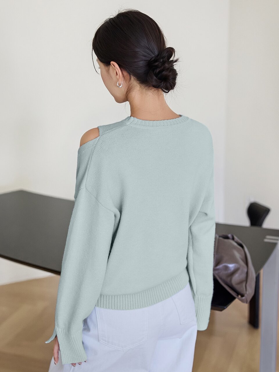 Women's Designer Button Cold Shoulder Sweater, Versatile And Elegant Fall