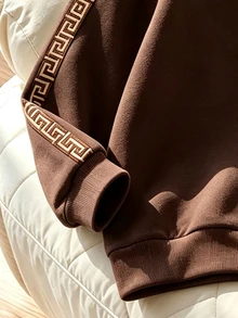 Setelan 2 Potong Sweatshirt Lengan Panjang Kerah Bulat Nyaman untuk Anak Laki-Laki, Gaya Minimalis dengan Slogan Bahasa Inggris, Cocok untuk Musim Gugur/Musim Dingin/Musim Semi, Mudah dan Nyaman, Sempurna untuk Kembali ke Sekolah, Pesta, Piknik di Luar Ruangan, Fotografi Jalanan, Kampus, Liburan, Hadiah - MultiWarna - View 4
