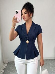 GlowEve Jaket Denim Wanita dengan Gesper Logam untuk Aktivitas Sehari-hari - Biru - View 3