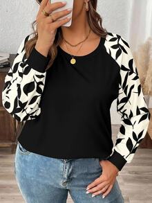 Comfylo Camiseta de talla grande con estampado de plantas y mangas raglán en contraste - Multicolor - Ver 3