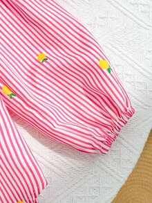 SHEIN 少女可愛時尚休閒百搭翻領條紋水果圖案落肩寬鬆長袖襯衫，學院風，返校季 - 粉色 - 查看 6