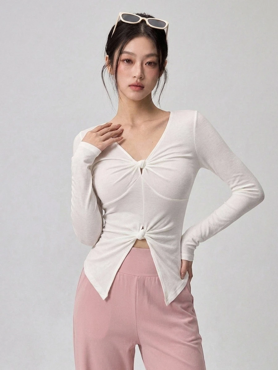 DAZY Women's Minimalist Front Knot Ruched Long Sleeve Sports T-Shirt Fall - White - View 1