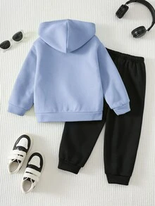 SHEIN 小男孩冬季保暖運動套裝，亮綠色拉鍊連帽外套搭配黑色運動長褲，適合秋季 - 霧霾藍 - 查看 2
