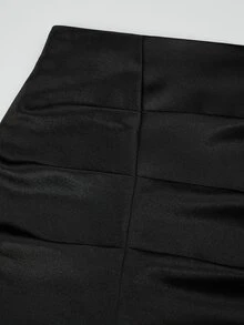 Sweetra Plus Size Autumn/Winter Elegant Sexy Satin Fitted Ruched Lace Patchwork Bodycon Mini Skirt - Black - View 8