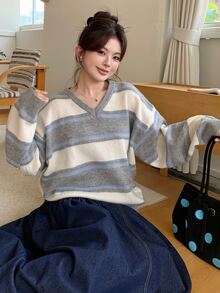 Dazy Plus Contrast Stripe Loose Long Sleeve V-Neck Casual Vintage Pullover Knit Sweater, Autumn/Winter - Grey - View 4
