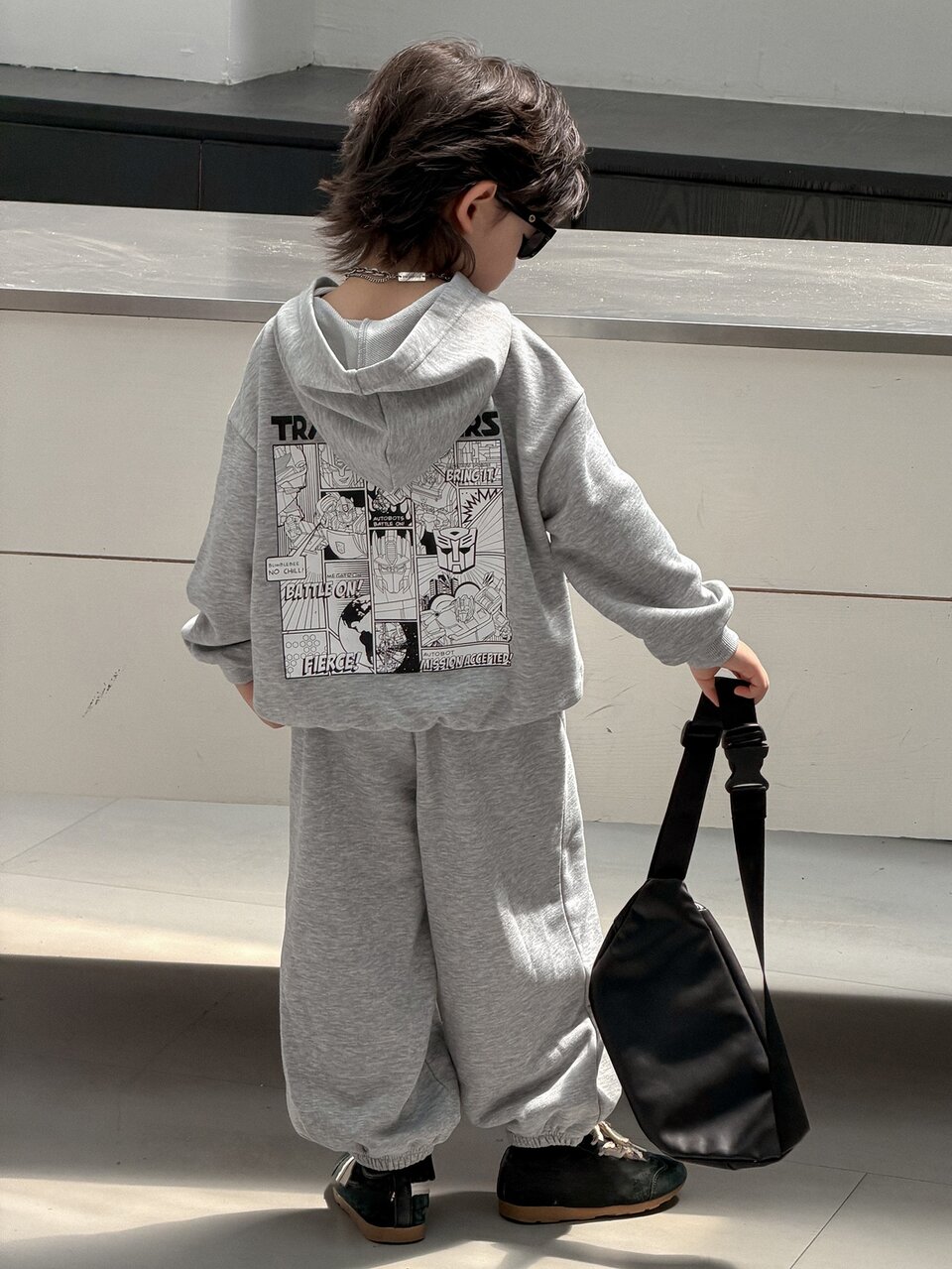 Young Boy Loose Long Sleeve Hoodie And Cartoon Print Sweatpants Set