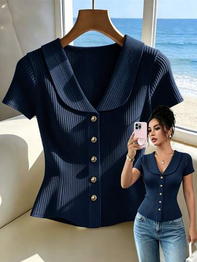 SHEIN Franclia تي شيرت نسائي بياقة على شكل حرف V بلون موحد وأكمام قصيرة، ملابس علوية صفراء، ملابس علوية كاجوال نسائية، ملابس علوية أنيقة نسائية، صيف، ملابس العطلات، ملابس التنقل النسائية، ملابس علوية المكتب، يومي، إجازة، مهرجان، مهرجان موسيقي، أسلوب ريفي، عيد الفصح، ملابس علوية لطيفة، Y2k