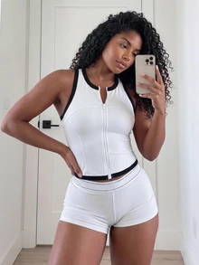 SHEIN Sports Women's Colorblock Casual Sporty Modest Versatile Daily Gym Travel Sports T-Shirt Black And White Summer - White - View 1