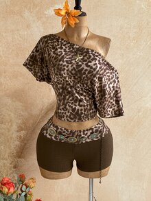 Soleia Plus Size Leopard Print Asymmetrical Collar Top And Shorts 2 Pieces Set - Brown - View 7
