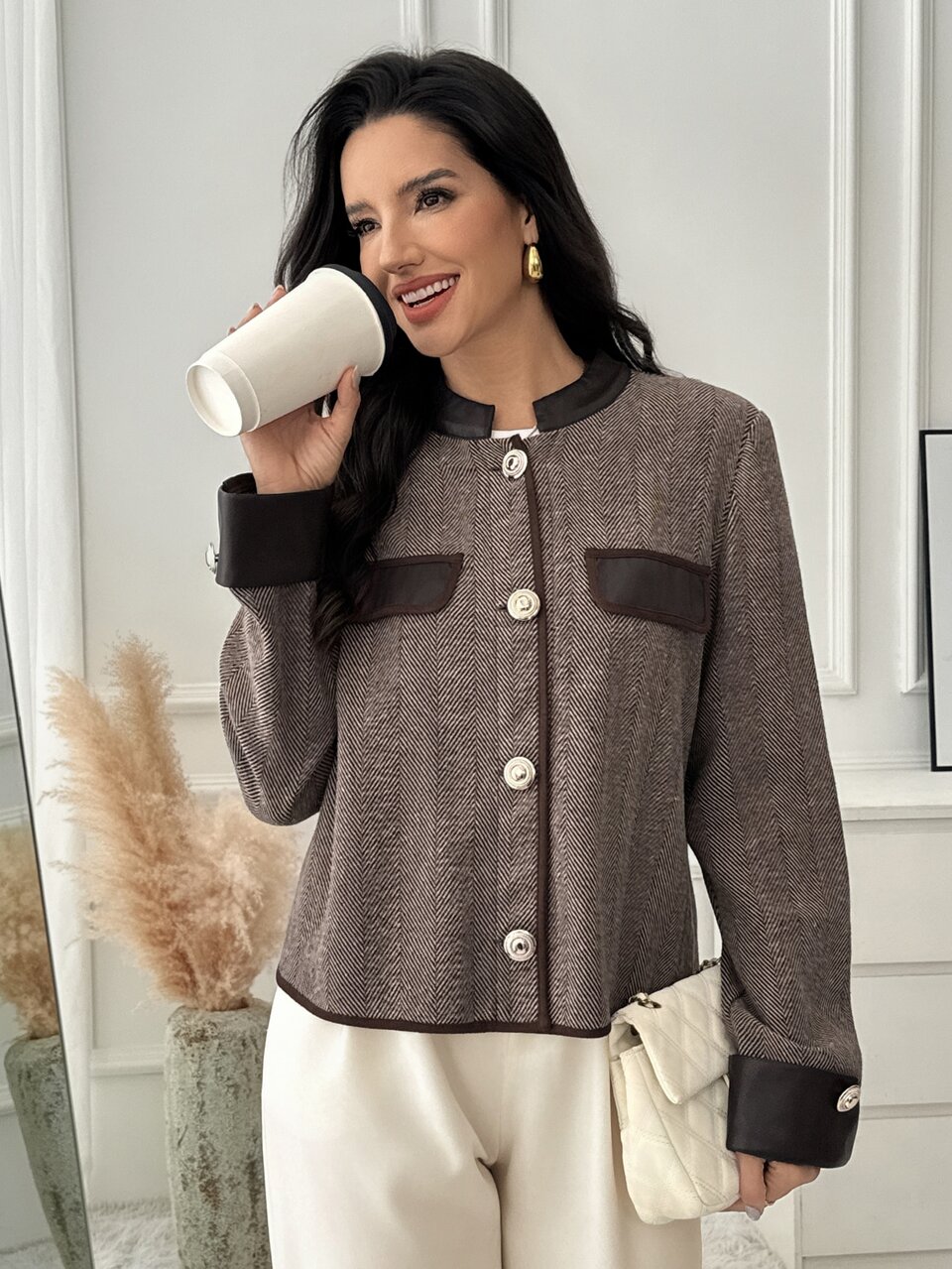 Women's Elegant Cropped Jacket For Autumn Commute