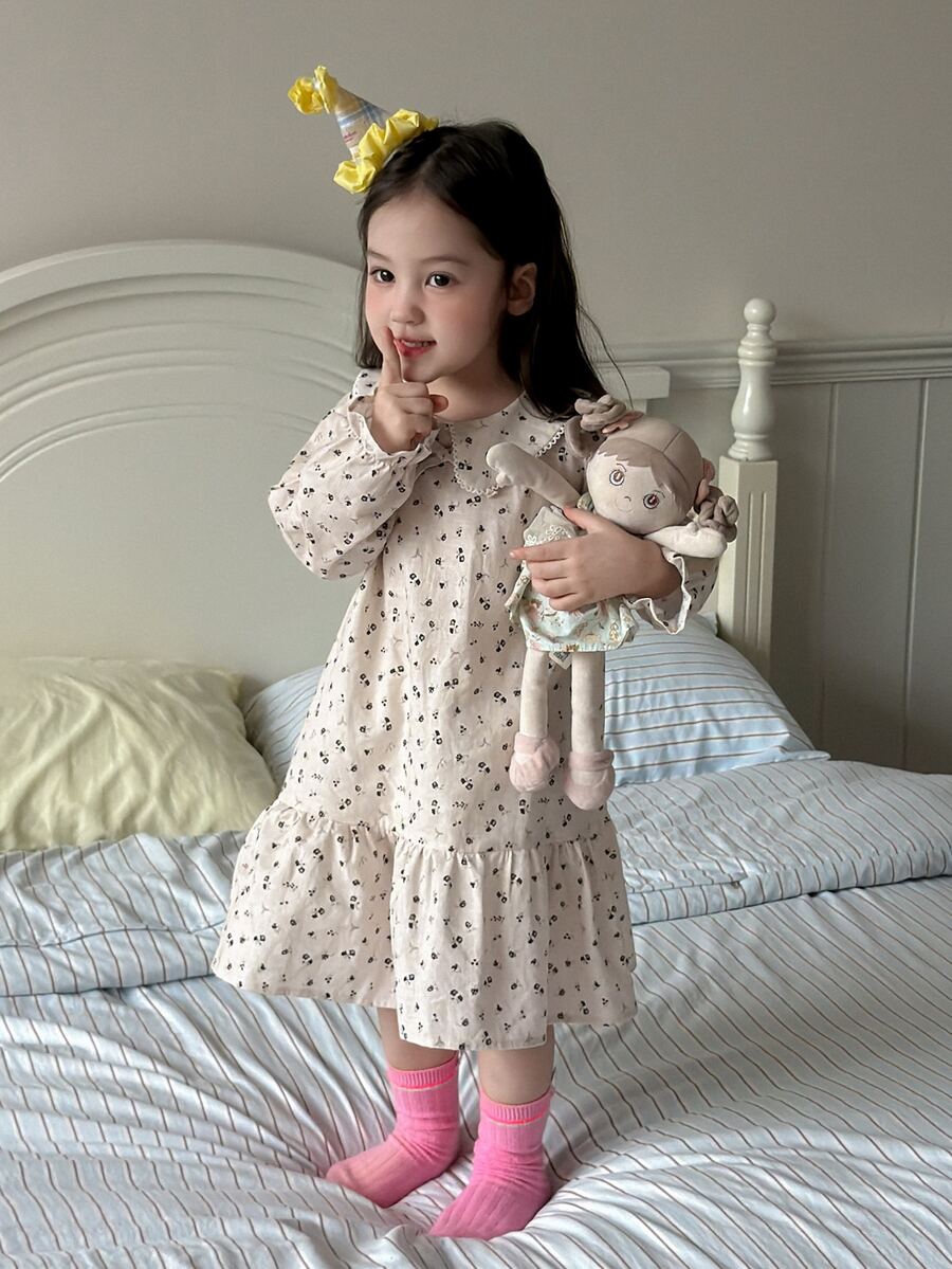 DAZY 嬰兒女童圓領條紋舒適韓風春夏四季居家休閒服 - 米色 - 查看 1