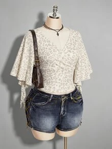 SHEIN ICON تي شيرت مقاس كبير بطبعة نمر وأكمام مكشكشة - متعدد الألوان - مشاهدة 5