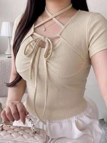 Dazy Plus Áo thun nữ casual đa năng màu trơn, nhún rúm, dây rút, nơ thắt, chiết eo, mẫu mới cho xuân hè thu - Màu be - Xem 5