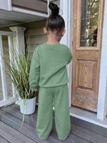 女童休閒愛心印花針織素色寬鬆落肩長袖秋冬衛衣與百褶寬腿運動褲套裝 - 綠色 - 查看 2