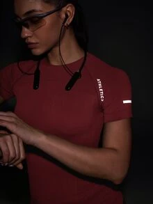 Powerista 女款字母印花插肩袖短袖休閒健身運動T恤 - 中紫紅色 - 查看 3
