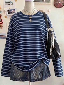 Lalippa 大尺碼時尚休閒基本款圓領長袖藍底白條紋印花T恤 - 彩色 - 查看 1