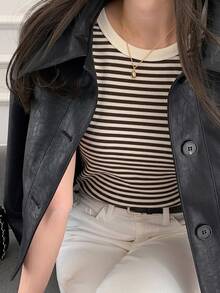 DAZY Women's Striped Short Sleeve T-Shirt, Summer Versatile Loose Round Neck Pullover Top - Rust Brown - View 3