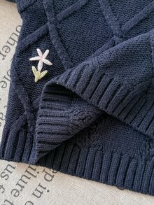 SHEIN 女童手工刺繡麻花格紋針織落肩短版套頭毛衣，柔軟舒適，適合日常穿著、外出、旅行、度假、居家、玩樂、萬聖節與聖誕節 - 藏蓝色 - 查看 8