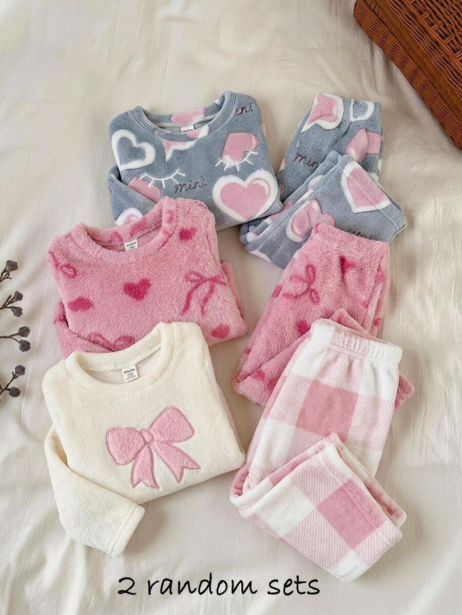 SHEIN 女嬰長袖睡衣套裝,愛心與蝴蝶結設計,柔軟舒適的抓絨法蘭絨材質,2件隨機組合,秋冬款 - 彩色 - 查看 1