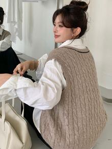 Betty Boop x DAZY Curve Solid Color Pullover V-Neck Sweater Vest, Layered Preppy Casual Style For Spring And Autumn - Khaki - View 2