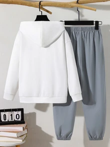 SHEIN 2件組兒童青少年男孩休閒百搭白色連帽衛衣與灰色慢跑長褲套裝，Y2K穿搭，百搭上衣，適合秋冬、學校、家庭聚會、度假、派對，秋季穿搭，冬季穿搭 - 彩色 - 查看 6