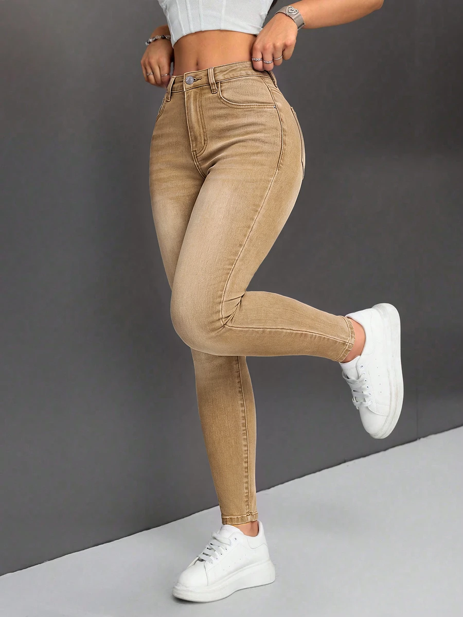 SHEIN PETITE 女款時尚百搭鈕扣口袋緊身牛仔褲 - 卡其色 - 查看 1