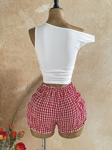 Soleia Plus Size Sexy Asymmetrical Shoulder Metal Flower Decor Top And Plaid Ruffle Hem Shorts 2 Pieces Set - Red - View 2