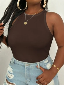 Slaydiva Camiseta de tirantes ajustada de talla grande de color liso - Marrón - Ver 3