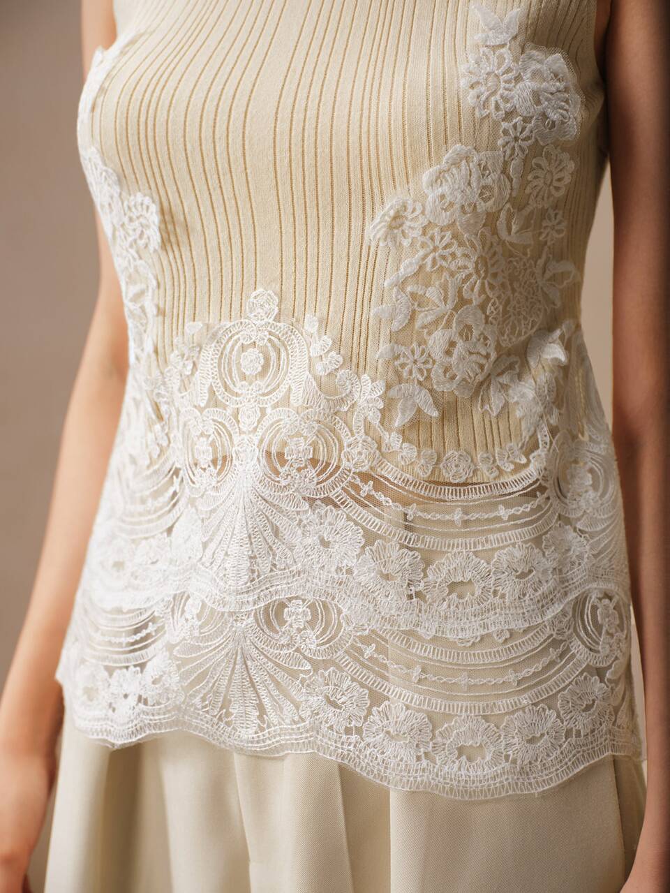 Women's Apricot Knitted Top With Lace Patchwork, Round Neck, Fitted Silhouette And Lace Hem, Fairy Style For Date And Commute, All Seasons