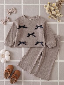 SHEIN 2件組女嬰休閒百搭時尚長袖上衣與長褲套裝，適合春、秋、冬日常穿著 - 卡其色 - 查看 2