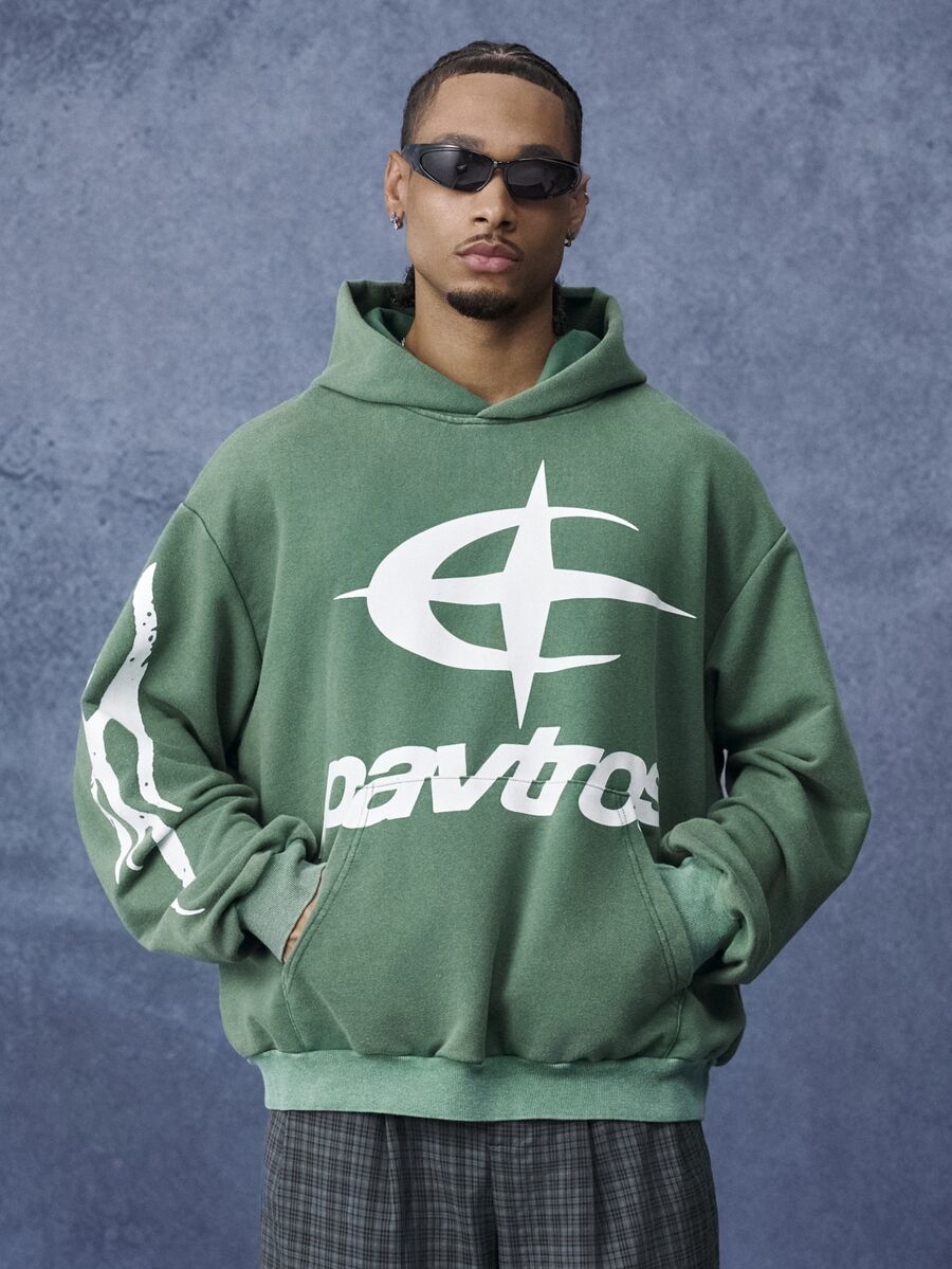 PAVTROS Men's Vintage Washed Crescent Moon Star Logo Loose Fit Hoodie, American Millennium Y2K High Street Style, Retro Distressed, Streetwear, Holiday Fall - Green - View 1
