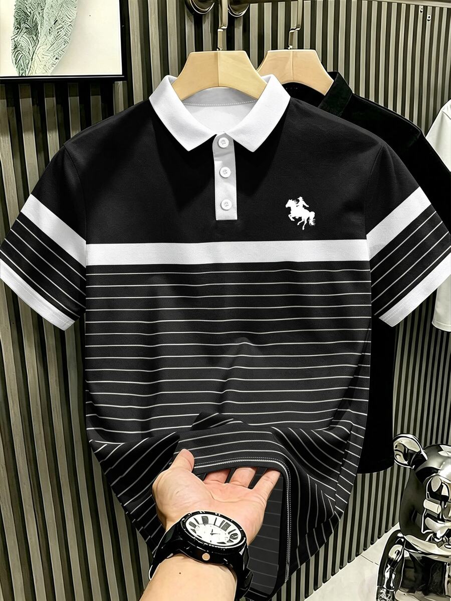 Manfinity Hypemode 復古丹寧風藍白拼接條紋 Polo 衫,馬標印花藝術領短袖上衣,男女款圖案 T 恤,百搭夏季休閒襯衫 - 彩色 - 查看 1