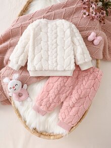 SHEIN Infant Clothes Autumn/Winter New Sweet Cute Sweatshirt & Fuzzy Long Pants 2 Pieces Set, Pink Cute Bear Head Pattern, Baby Outfit Set - Baby Pink - View 2