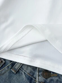 SHEIN 青少年女孩秋季時尚V領拼色字母與數字印花長袖T恤，修身剪裁，返校穿搭 - 黑與白 - 查看 6