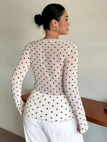 Betty Boop x DAZY Curve Plus Size Women Letter Print Polka Dot Fitted Versatile Base Layer Skin-Like T-Shirt, Spring/Autumn New Style - Beige - View 2