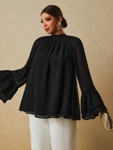Travachic Blus Elegan Wanita Ukuran Besar Warna Polos Kerah Tegak Berlipit Lengan Lonceng - Hitam - View 7