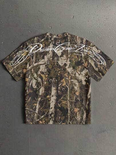 Manfinity Dauomo Jungle Branch Camouflage Curved Handwritten Font Fashion Casual Print Men's Loose Fit T-Shirt