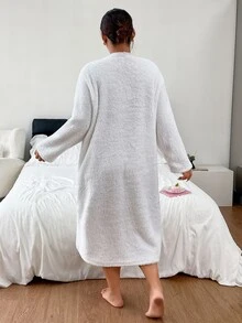 Napfluff CURVE Napfluff CURVE Bow Embroidered Soft Plush Plus Size Nightgown - White - View 3