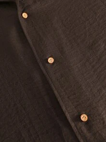 Manfinity Hypemode Men's Solid Color Short Sleeve Single-Breasted Casual Modest Shirt Vacation Dark Brown Summer - Coffee Brown - View 4